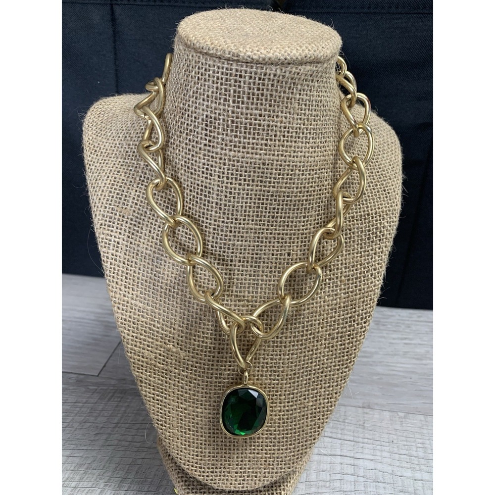 Vtg KJL Kenneth Jay Lane Emerald Green Glass Faceted Pendant Gold Tone Chunky